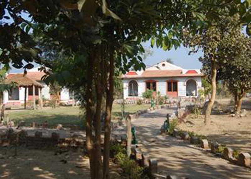 Mogli Resort Kānha Exterior foto