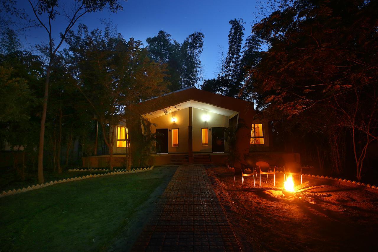 Mogli Resort Kānha Exterior foto