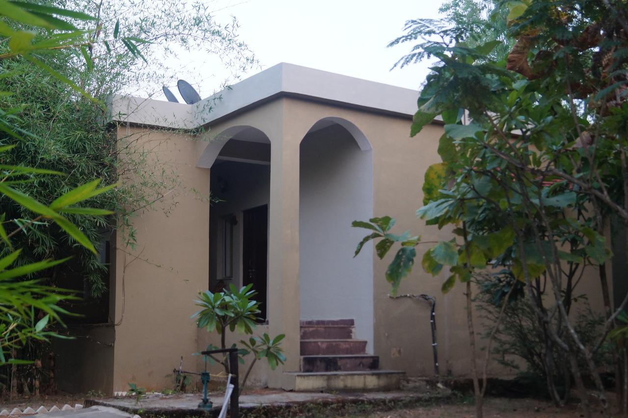 Mogli Resort Kānha Exterior foto